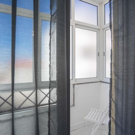 Peniche Sun & Surf Apartment Bagian luar foto