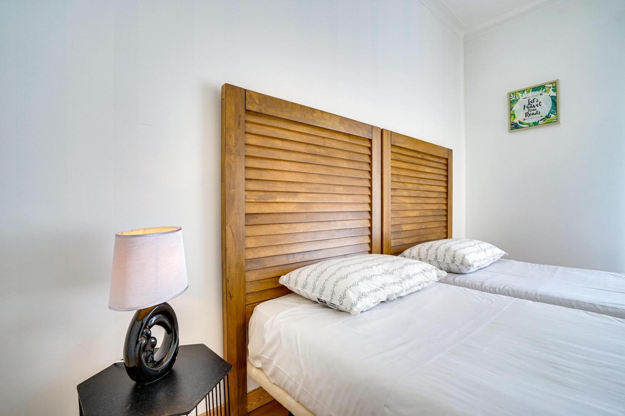 Peniche Sun & Surf Apartment Bagian luar foto